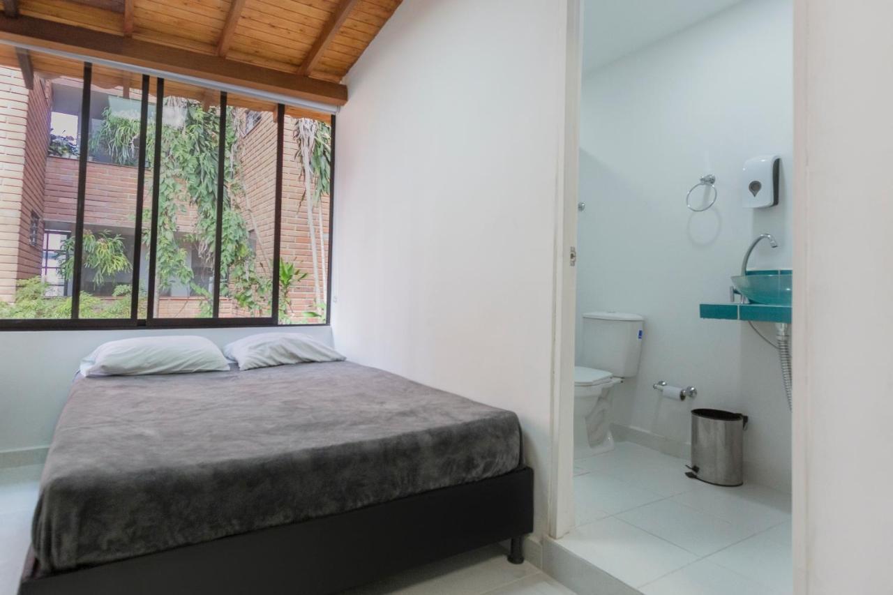 Living Hostel Medellín Eksteriør bilde