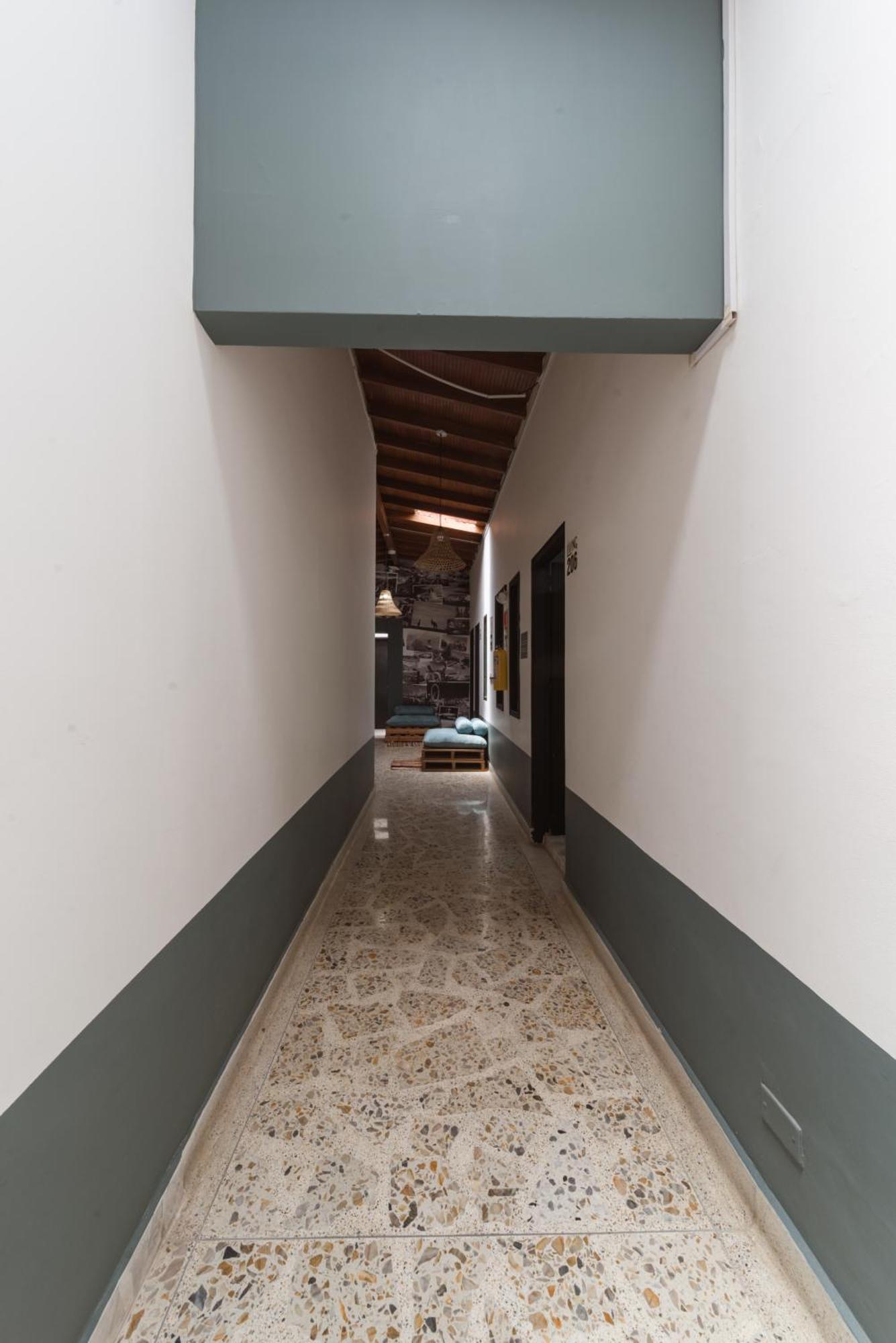 Living Hostel Medellín Eksteriør bilde